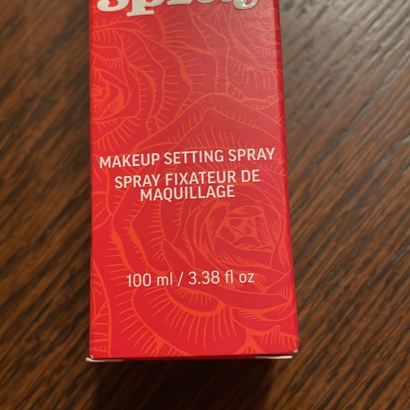 Maven Beauty Rose Water Setting Spray- NWT - Picture 3 of 3